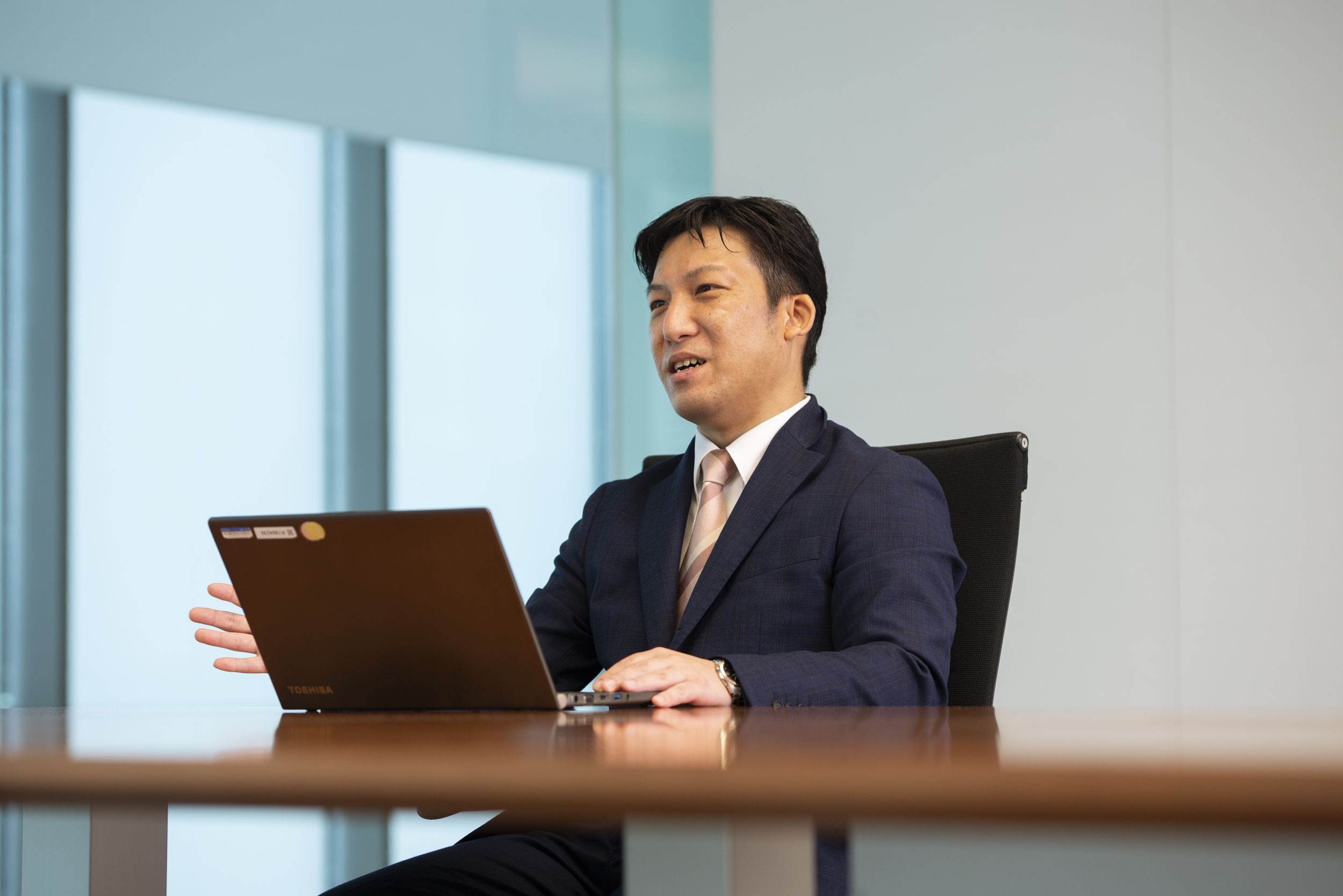日本ユニシス株式会社　室長　佐藤 重之 氏