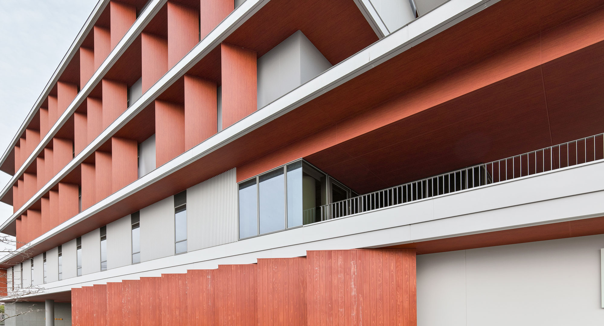 地域性と調和する建築デザインとは?景観条例の基本と応用